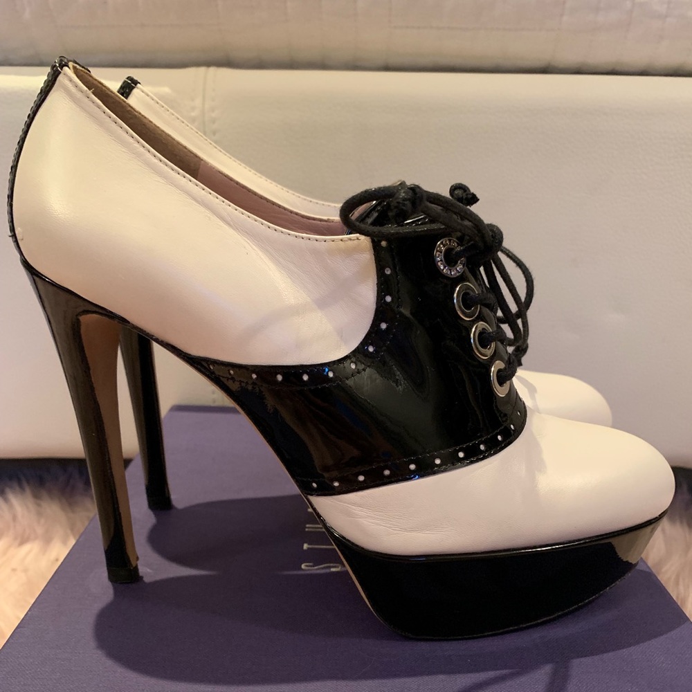 Stuart Weitzman Oxford Stiletto Heels